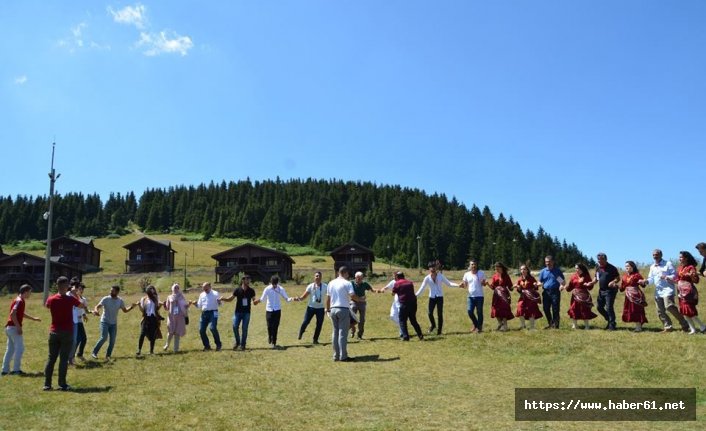 Tatilciler Karadeniz'e akın etti