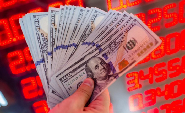 Dolar/TL Yükselişini Sürdürüyor: Kur 5,86 Seviyesine Yaklaştı