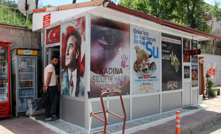 İş yerinin dışını bakın neyle kaplattı?