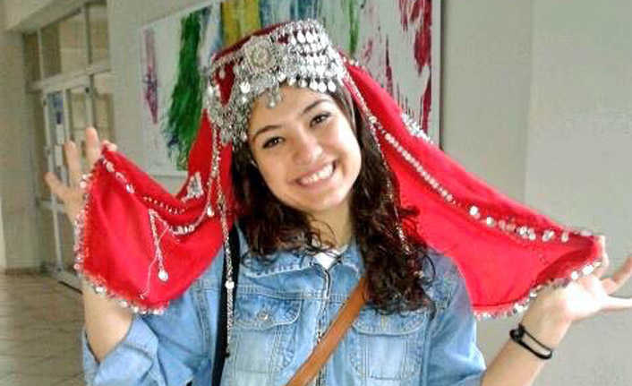 Şehit Aybüke öğretmen kabri başında anıldı