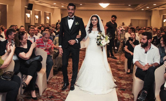 Seren ve Taha Yasin dünya evine girdi