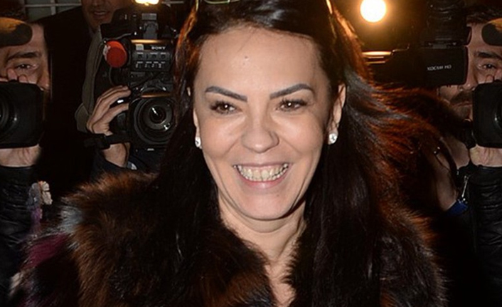 Ünlü şarkıcı kanseri yendi