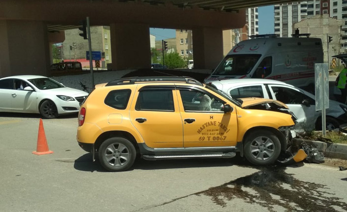 Bayburt'ta kaza 1 yaralı