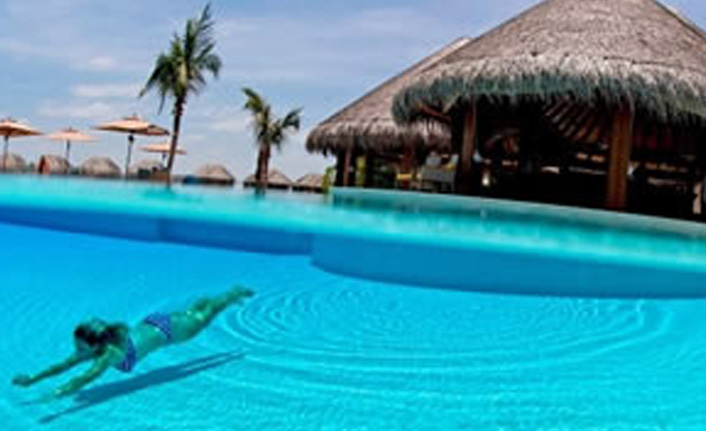 Havuza ve denize girenlere uyarı!