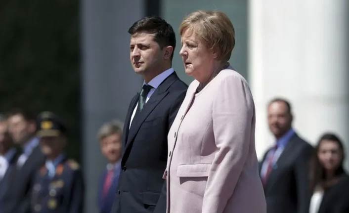 Angela Merkel korkuttu