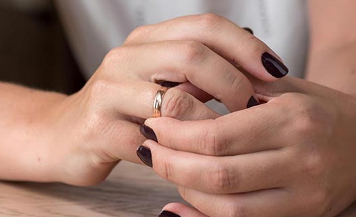 Eşine bu sözleri söyleyen yandı! Artık boşanma sebebi