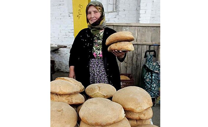 Şehirli, köy ekmeğini sevdi