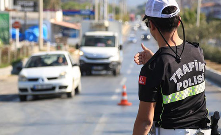 Trafik magandalarına ceza yağdı!