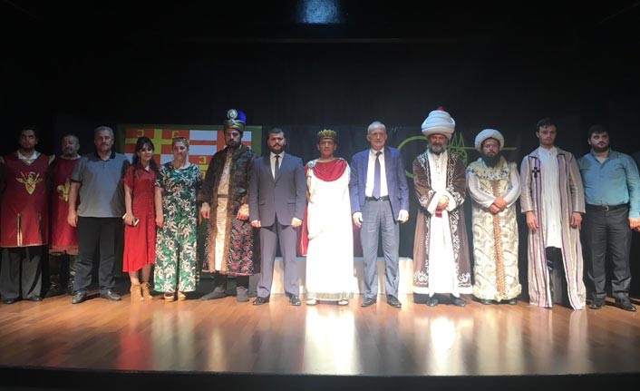 Trabzon Ülkü Ocaklarından Tiyatro