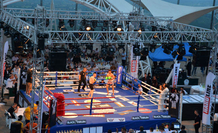 Kicks Boks Şampiyonlar Ligi müsabakaları nefes kesti