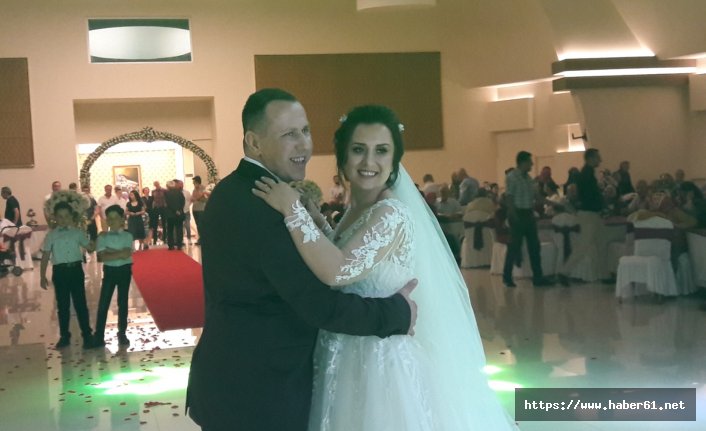 Çıtlak ve Demirel ailelerinin mutlu günü