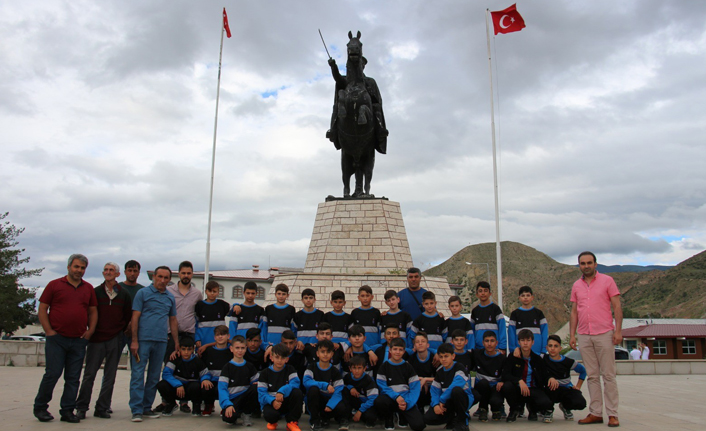 Oltu Trabzonspor Futbol Okulu Artvin'de!