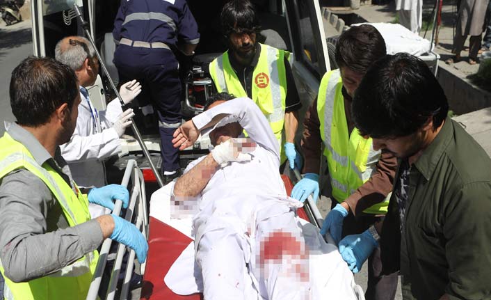 Afganistan'da patlama!