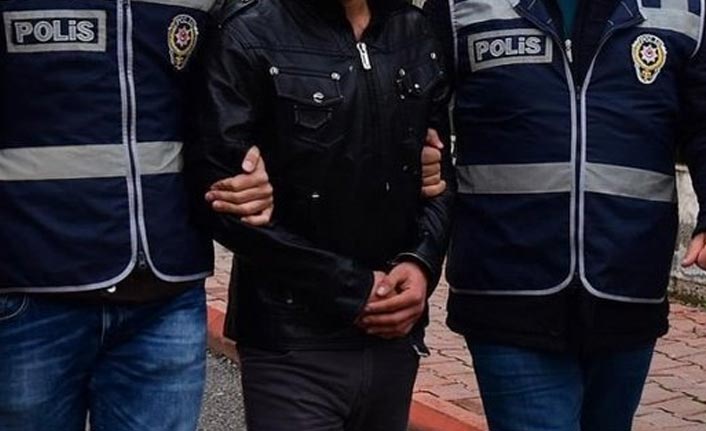 FETÖ operasyonu: 28'i muvazzaf 42 gözaltı