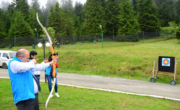 Vali Ustaoğlu Düzköy Doğa Gençlik Kampı'nda
