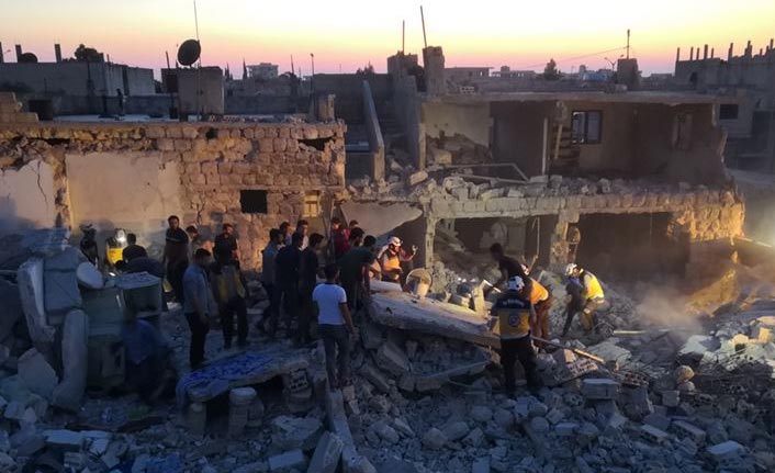 İdlib'e hava saldırıları: 14 ölü