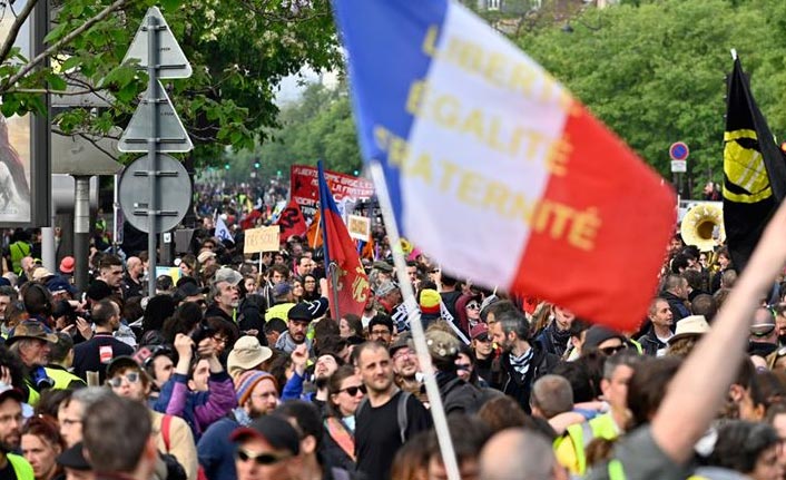 Sarı yelekliler yeniden sokaklarda