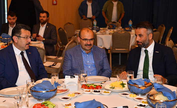 Başkan Genç'ten işadamlarına yatırım çağrısı