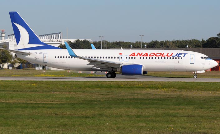 Anadolu Jet Trabzon Uçağı Ankara’ya acil iniş yaptı