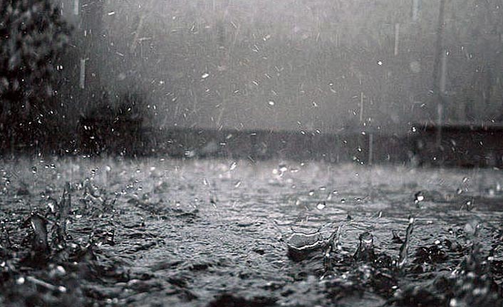 Meteoroloji'den kuvvetli yağış uyarısı - Trabzon, Giresun, Rize...