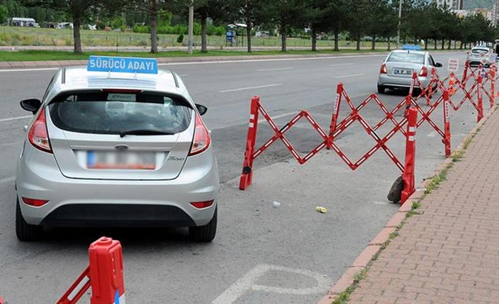 Ehliyet sınavlarına 'e-Trafik' ile anlık denetim