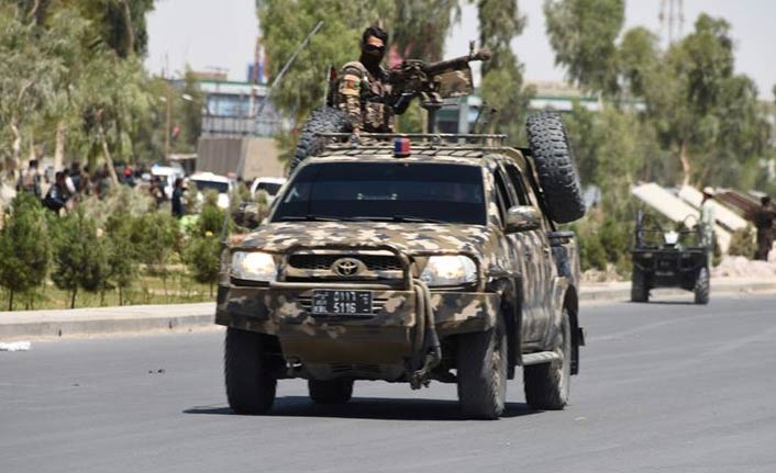 Emniyet müdürlüğüne bomba yüklü araçla saldırı