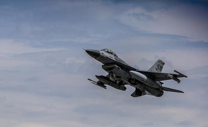 Irak'ın kuzeyindeki teröristlerin üssü vuruldu