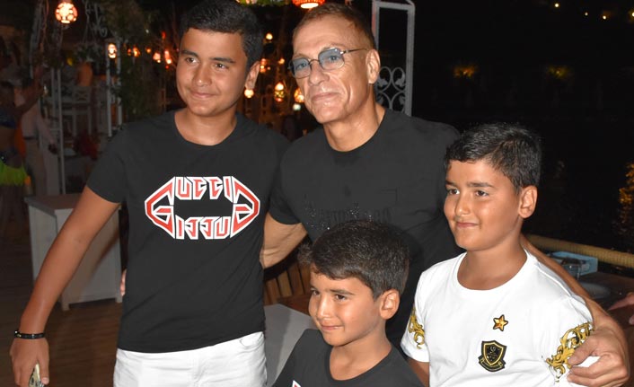 Van Damme: 'Türkiye'de bir sihir olduğuna inanıyorum'