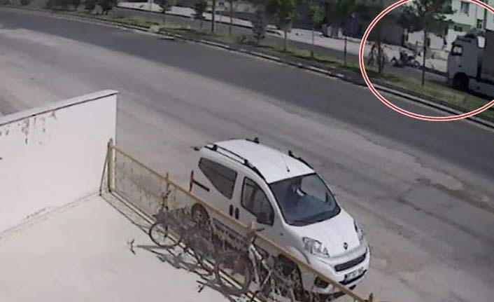 Aniden önüne atladı ve...