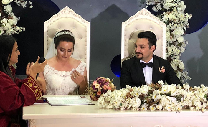 Şeydanur ve Kaan dünyaevine girdi