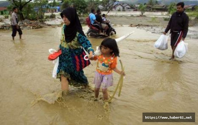 Nepal'de sel ve heyelanda ölenlerin sayısı 98'e yükseldi