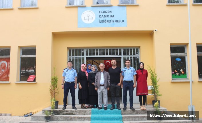 Trabzon'da dilenci çocuklara umut oldular