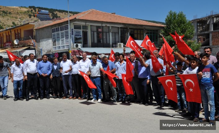 Hain saldırının yaşandığı ilçede teröre lanet yürüyüşü