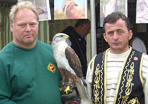 Atmacayı Londrada Tanıttılar