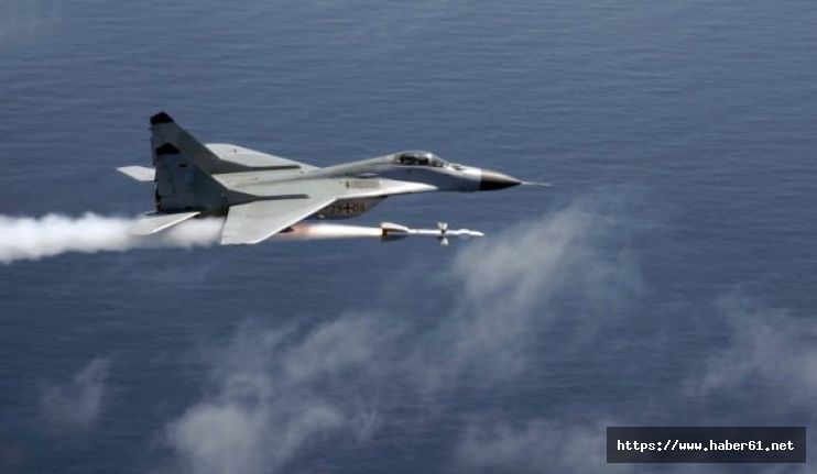 Rusya'dan Hindistan'a bin füze