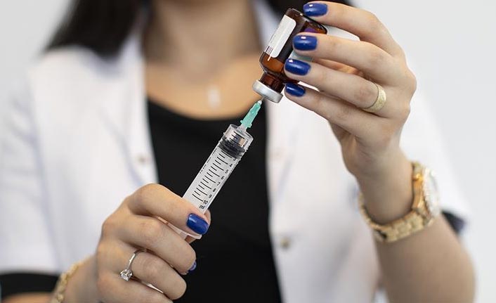 12 bin sözleşmeli sağlık personeli alınacak