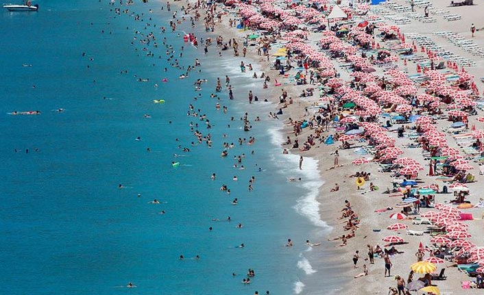 Turist sayısı ilk 6 ayda arttı