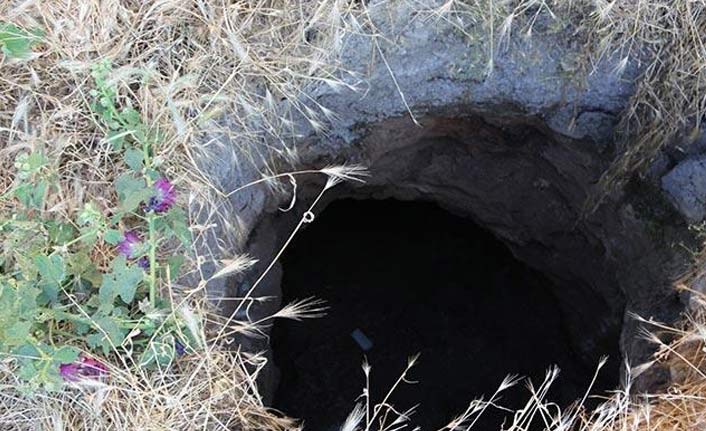 Bahçe çöktü, ortaya yeraltı şehri çıktı!