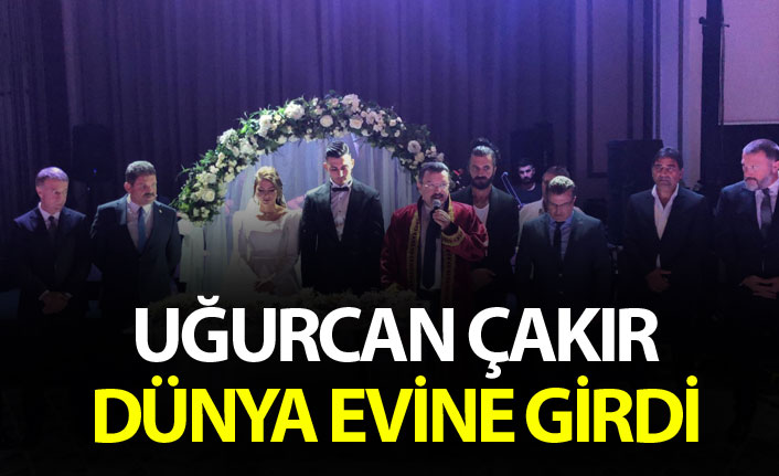 Trabzonsporlu oyuncu Uğurcan Çakır dünya evine girdi