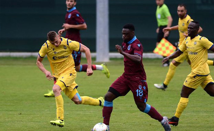 Sparta'ya karşı tek forvet Ekuban!