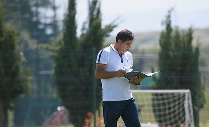 Karaman'dan futbolcularına Prag uyarıları