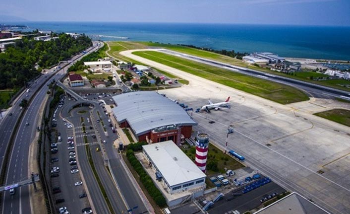 Trabzon Havalimanı'nda düşüş