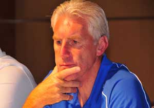 Hugo Broos futbolu beğenmedi