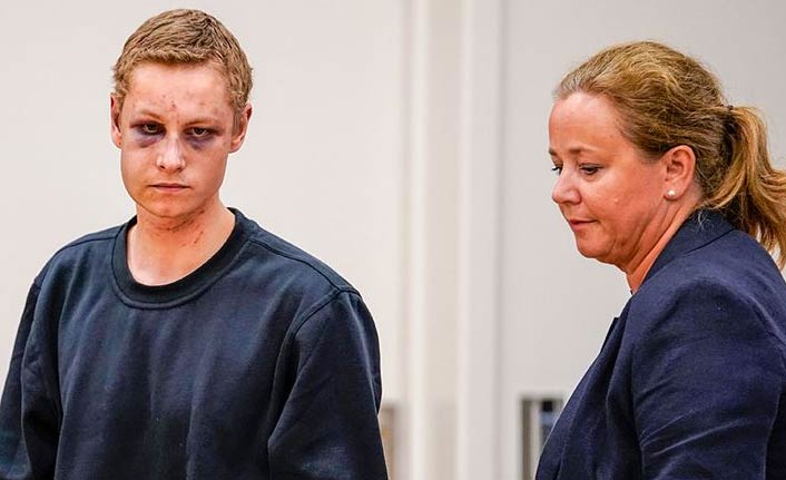 Norveç'teki cami saldırganı mahkemeye çıkarıldı