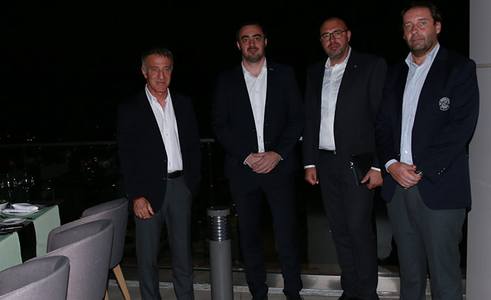 Trabzonspor'dan Prag yöneticilerine dostluk yemeği