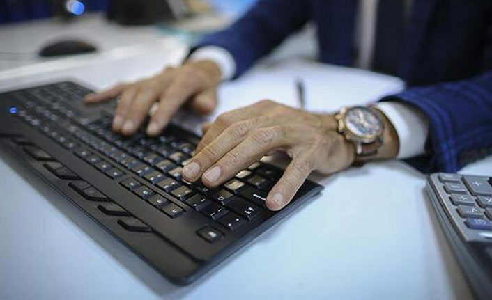 İş yerinde bunu yapan tazminatsız kovulacak!