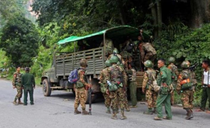 Askeri okula saldırı: 15 ölü