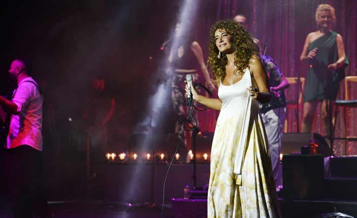 Sıla söyledi, Hazer dinledi