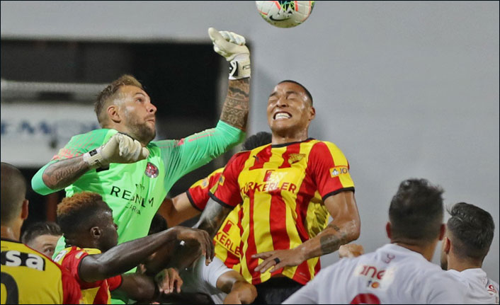 Süper Lig’in İlk Haftasında Göztepe Evinde Yıkıldı: Antalyaspor 3 Puanı Kaptı