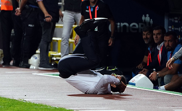 Ünal Karaman'ın zor anları!